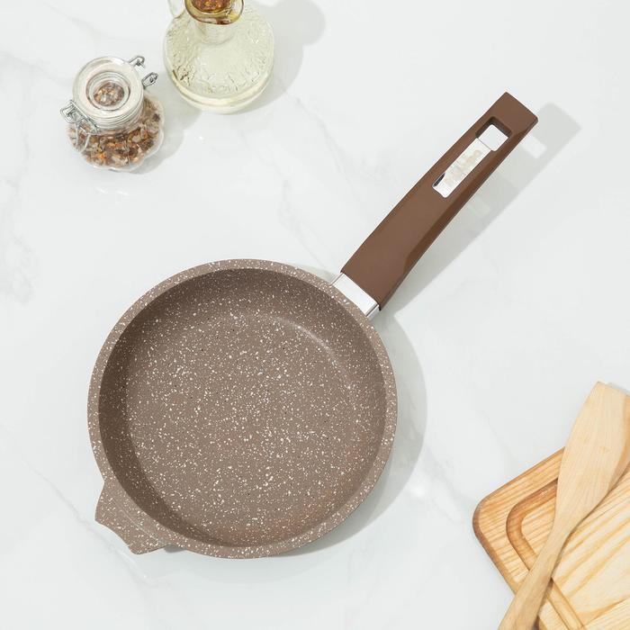 Сковорода &laquo;Гранит Brown&raquo;, d=18 см, пластиковая ручка, антипригарное покрытие, цвет коричневый