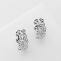 Серьги со стразами &laquo;Бесконечность&raquo; полусфера, цвет белый в серебре