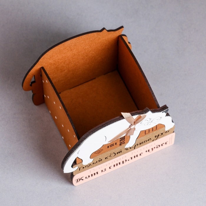 Кашпо деревянное Кашпо деревянное "Учёный котик", 12х10х11 см, дуб, бежевый