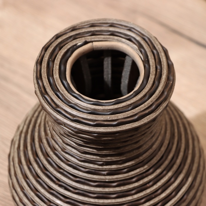 Ваза плетёная 15х15х20 см (+/- 3 см) Ваза плетёная 15х15х20 см (+/- 3 см)