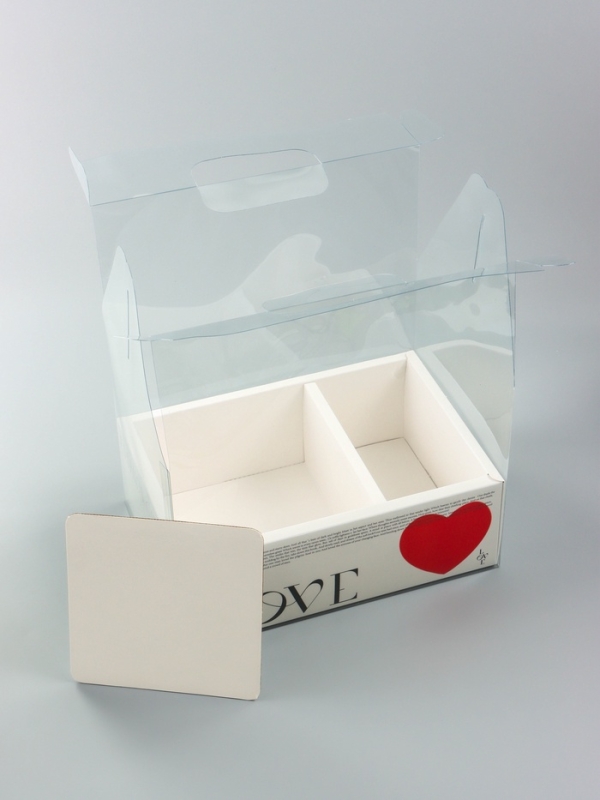 Коробка с PVC для цветов и десертов 26 х 18 х 30 см, любовь