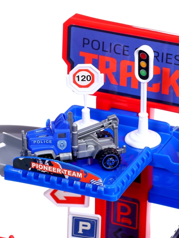 Игровой набор &laquo;Полицейский участок&raquo; в чемодане