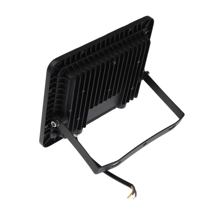 Прожектор светодиодный, 70 Вт, 5400 Лм, 6500К, IP66, 220V Прожектор светодиодный, 70 Вт, 5400 Лм, 6500К, IP66, 220V