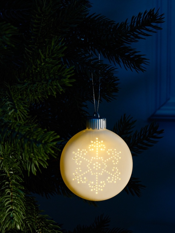 Елочный шар "Снежинка" 8.7х3.1х9.8 см, 1 LED, LR44x3(в компл.), свечение тёплое белое