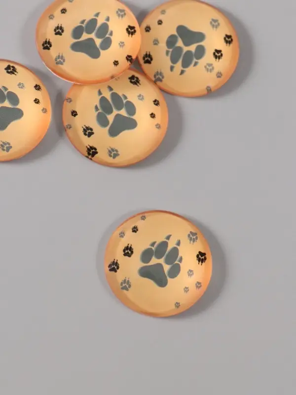 Кабошон стекло для творчества "Круг. Следы волка" 3х3 см