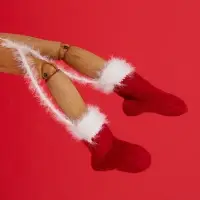 Подвеска на елку &laquo;Вьюшка&raquo;, носочки, красная