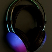 Наушники полноразмерные Mybit W-33, RGB подсветка, BT5.3, 800 мАч, Type-C, чёрные Наушники полноразмерные Mybit W-33, RGB подсветка, BT5.3, 800 мАч, Type-C, чёрные