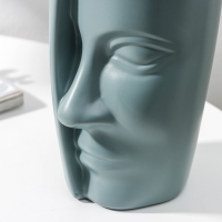 Ваза для цветов &laquo;Скульптура&raquo;, 12&times;11,5&times;31 см, 2,5 л, цвет МИКС