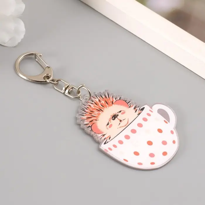 Брелок акрил "Ёжик в кружке в горошек" 4,8х5,7 см