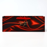 Пакет под бутылку горизонтальный &laquo;Тебе подарок&raquo;, 36 &times; 10 &times; 13 см