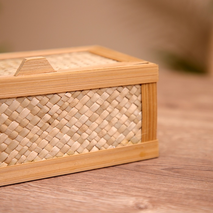 Шкатулка из бамбука 17х10х7 см