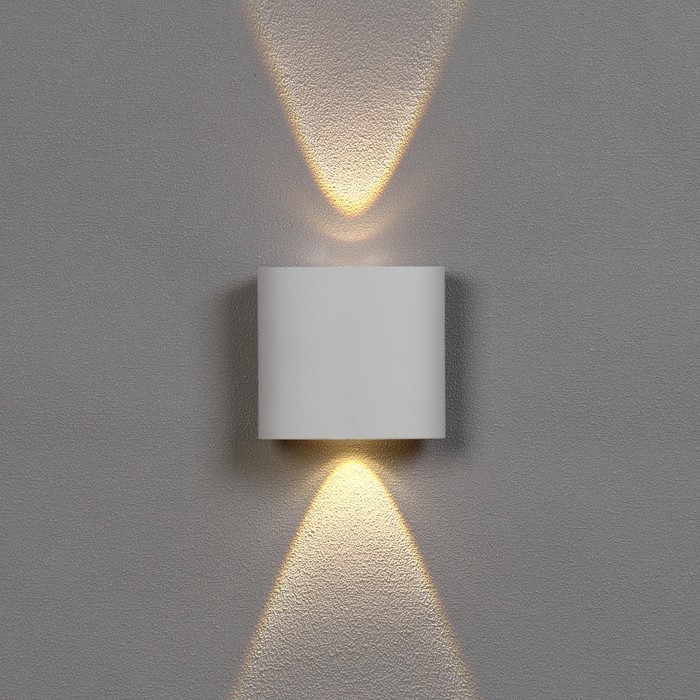 Светильник фасадный &laquo;Полусфера&raquo;, FSD-075, 2 Вт, 3000К, 1 луч, IP65, 220 В, пластик, белый