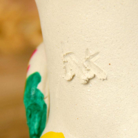 Филимоновская игрушка &laquo;Папа учит сына&raquo;