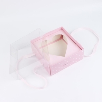 Коробка для цветов с формовым вкладышем и PVC крышкой &laquo;Love&raquo;, 23.5 х 23.5 х 15 см