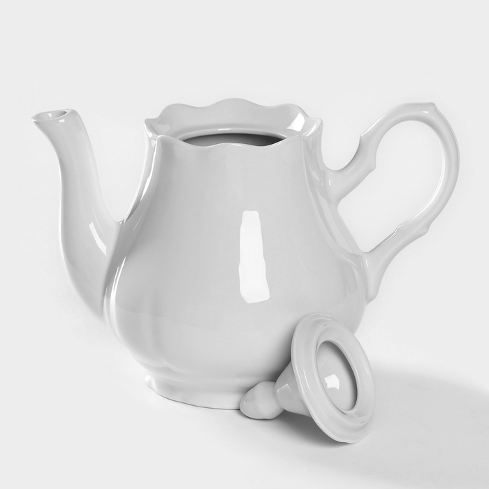 Чайник фарфоровый &laquo;Романс&raquo;, 1,75 л, цвет белый