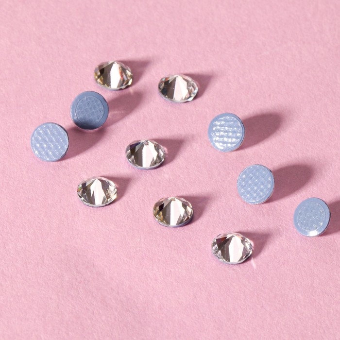 Стразы термоклеевые &laquo;Конус&raquo;, стеклянные, SS16, d = 4 мм, 100 шт, цвет белый