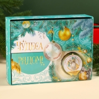 Подарочный набор &laquo;Чудеса рядом&raquo;: чай чёрный со вкусом шоколада 50 г., арахис в шоколаде 100 г., ананас в шоколаде 100 г., крем-мёд с хлопком 120 г.