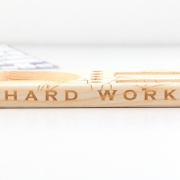 Подставка для телефона &laquo;Hard Work&raquo;, дерево, 21,7 х 20 х 11 см