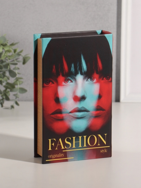 Сейф-книга дерево кожзам "Мода. Оригинальность. Стиль" 21х13х5 см