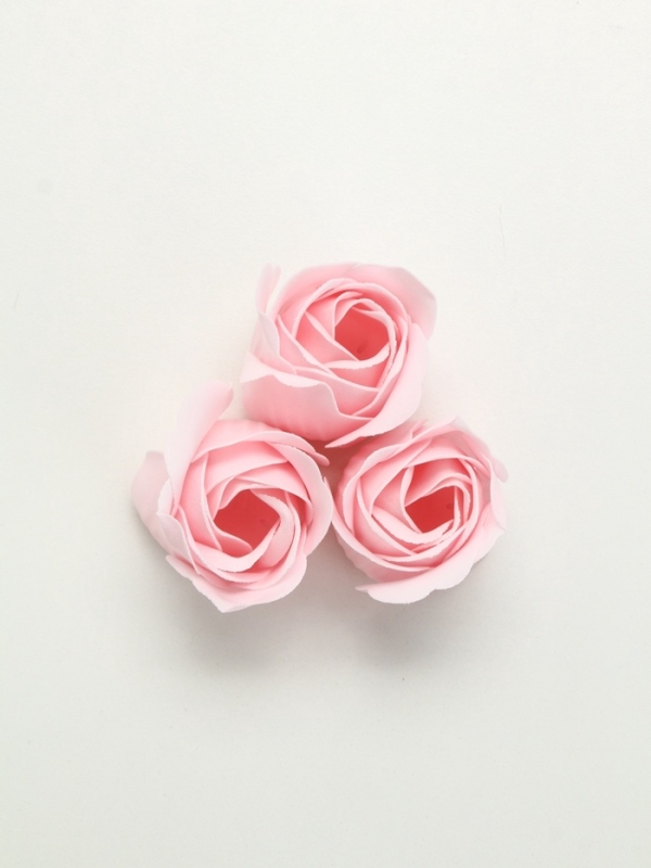 Мыло твердое лепестковое Мыло твердое лепестковое "Самой прекрасной", 3 шт, цвет нежно-розовый