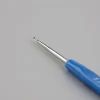 Крючок для вязания, с пластиковой ручкой, d = 1,5 мм, 13,5 см, цвет синий, цена за 1 штуку