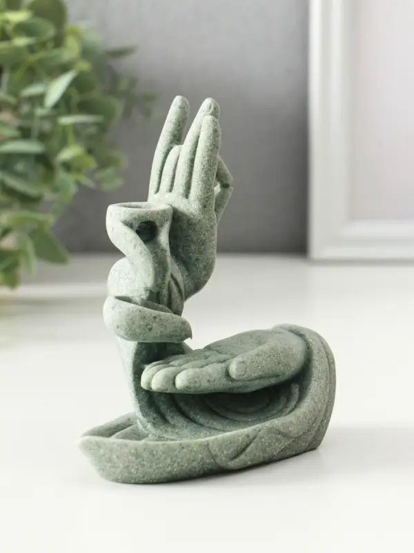 Подставка под благовония песчаник "Мудра Витарка - Колесо учения" 5,5х10,3х11,5 см