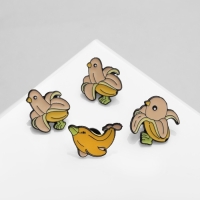 Набор значков (4 шт.) &laquo;Банан&raquo;, цветной в чёрном металле