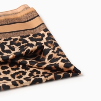 Платок женский MINAKU р-р 70*70 см, цв. оранжевый