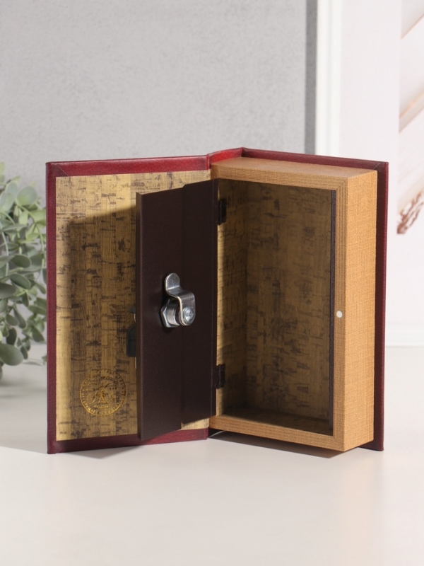 Сейф-книга дерево кожзам "Султаны Османской империи" тиснение 21х13х5 см