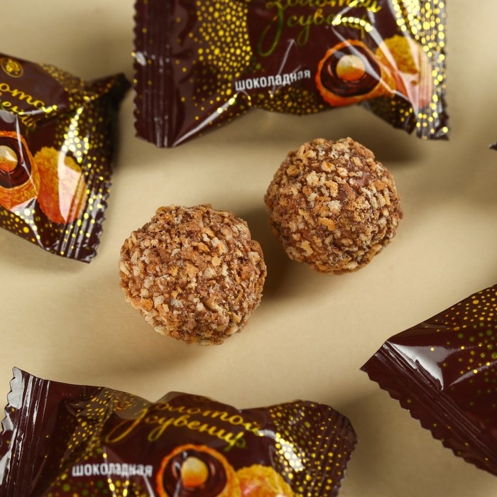 Набор &laquo;8 марта&raquo;: чай чёрный со вкусом: ваниль и карамель 50 г., шоколадные конфеты 100 г.