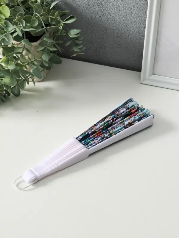 Веер пластик, текстиль "Котики. Цветочная абстракция" МИКС широкие лопасти 23 см