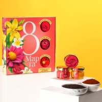 Набор &laquo;8 марта&raquo;, чай со вкусом ваниль и карамель 50 г., кофе со вкусом аммаретто 30 г., крем-мёд с апельсином 30 г., крем-мёд с малиной 30 г., варенье из шишек с клюквой 30 г.