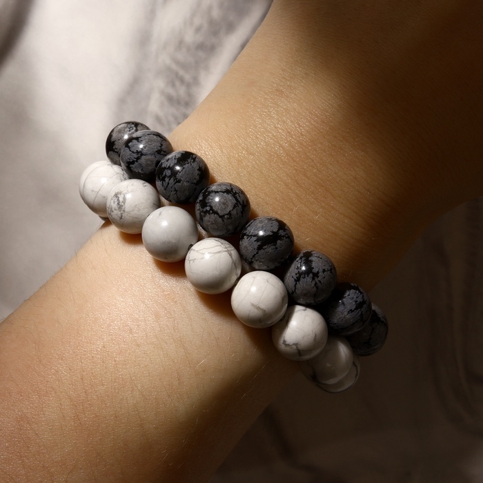 Набор браслетов шар №10 &laquo;Кахолонг и Обсидиан&raquo;