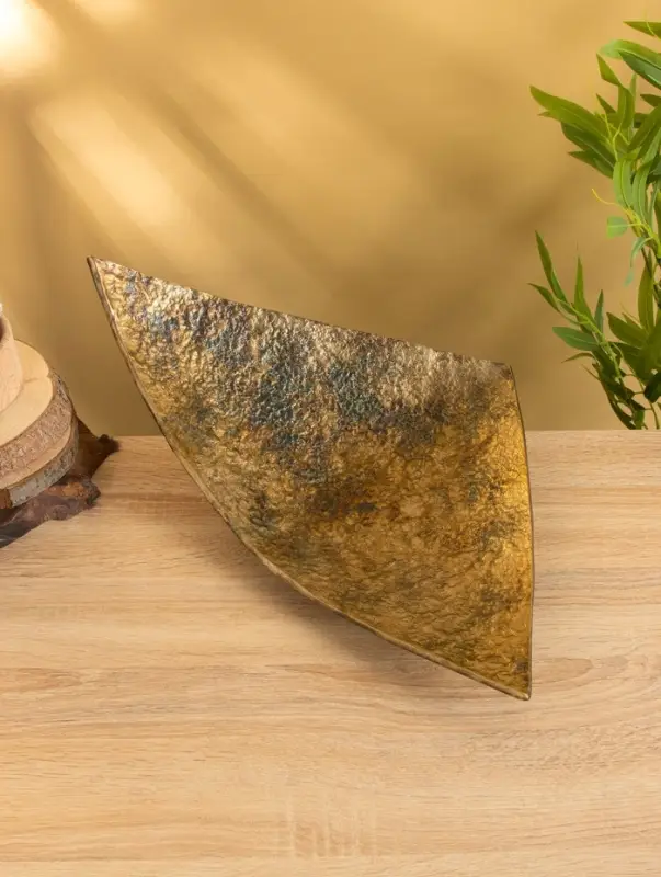 Блюдо треугольное 51х31х17 см, алюминий