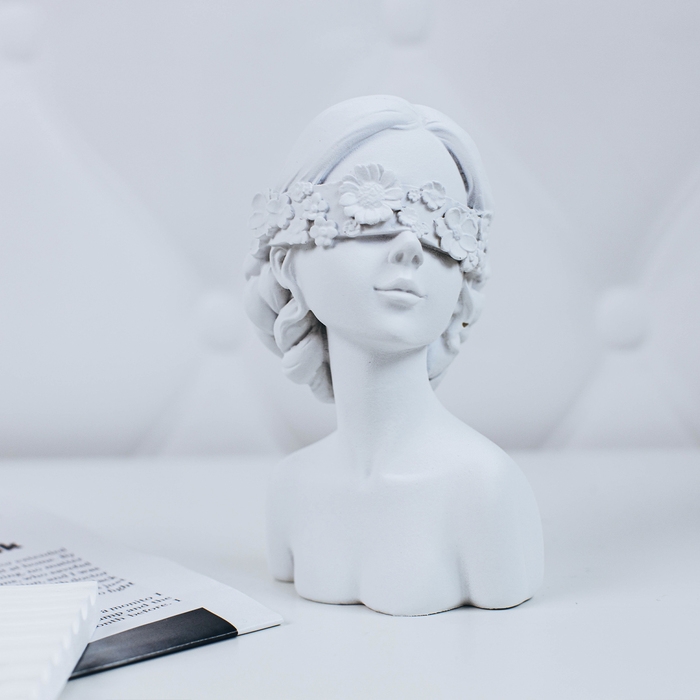 Бюст для украшений «Девушка в цветах», анфас, 9,5×7,5×14 см, цвет белый Бюст для украшений «Девушка в цветах», анфас, 9,5×7,5×14 см, цвет белый