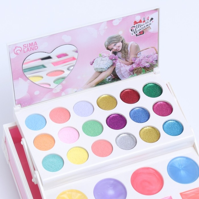 Набор косметики для девочки «Чемоданчик для принцессы» Набор косметики для девочки «Чемоданчик для принцессы»