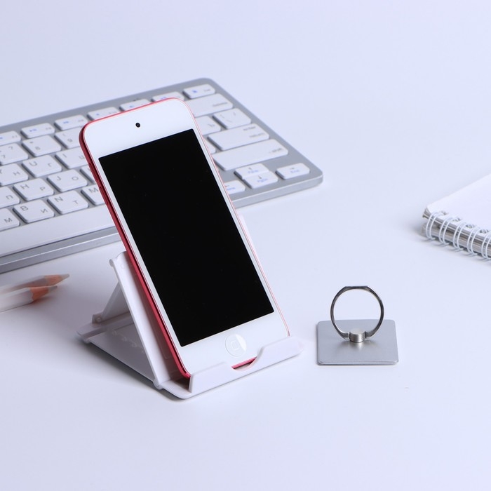 Набор &laquo;Самой нежной&raquo;: подставка для телефона и кольцо на чехол