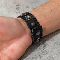 Браслет кожа &laquo;Череп&raquo; с костями, цвет чёрный с серебром, 20 см