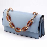 Цепочка для сумки, пластиковая, с карабинами, 34 &times; 21/23 &times; 17 мм, 30 см, цвет янтарно-коричневый/золотой