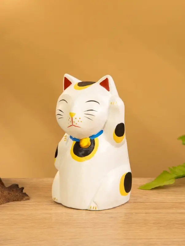 Сувенир &laquo;Кошка Неко&raquo;, 6&times;6&times;11 см, дерево, белый