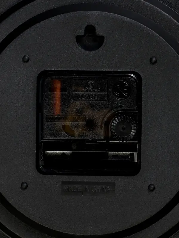 Часы настенные ENERGY ЕС-158, интерьерные, d-29.3 см, кварцевые, белые с золотым