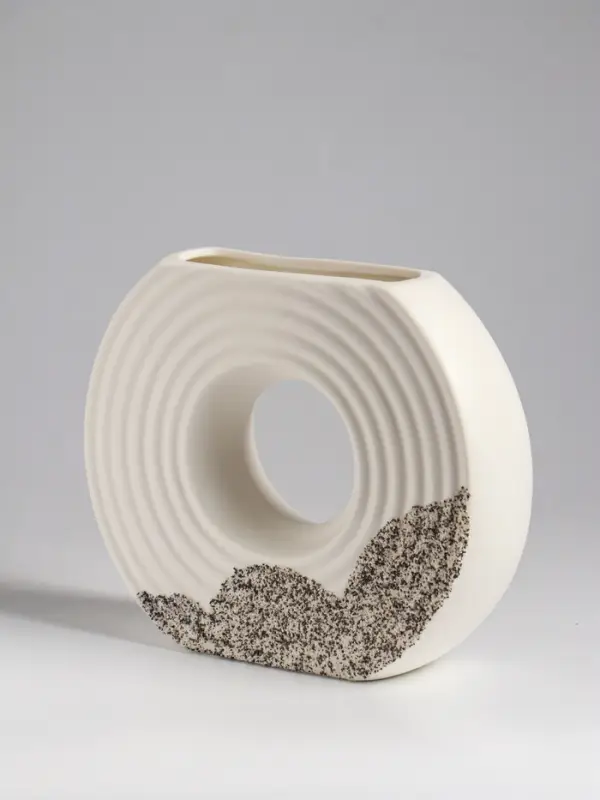 Ваза настольная керамика "Паскуаль" 16х19 см, бело-серый