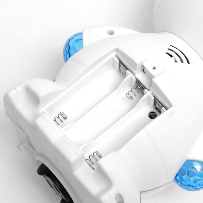 Музыкальный робот «Робби», русская озвучка, танцует, свет Музыкальный робот «Робби», русская озвучка, танцует, свет