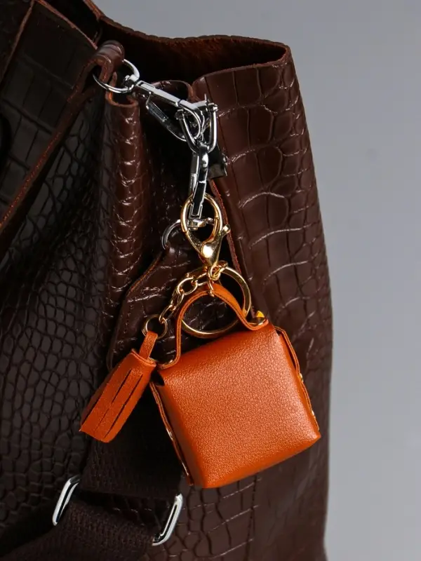 Брелок кожзам с карабином, с кистью "Сумочка. Сова" карамель 5,2х2,5х6 см