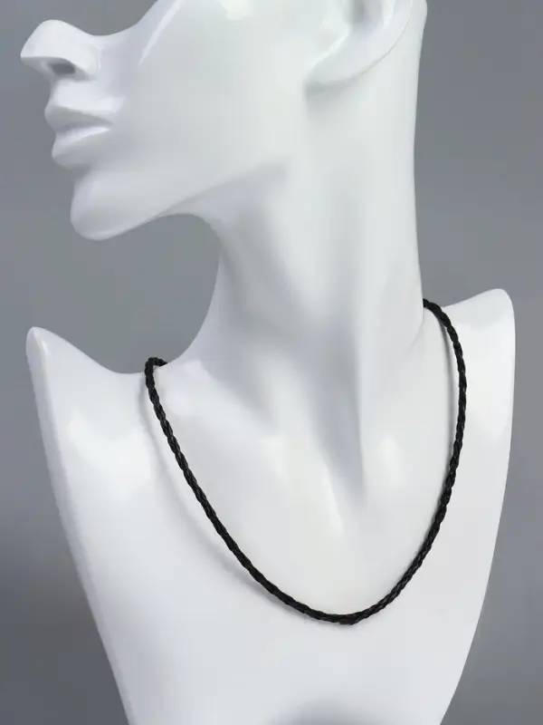 Шнурок кожаный d=3 мм, 45 см, чёрный в золоте, косичка