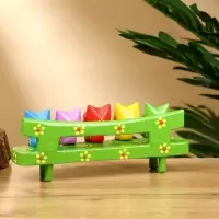 Сувенир "Котята на скамейке" дерево 19х8х6 см, цв. зелёный