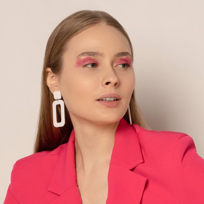 Серьги пластик &laquo;Вивьен&raquo; прямоугольник, цвет белый