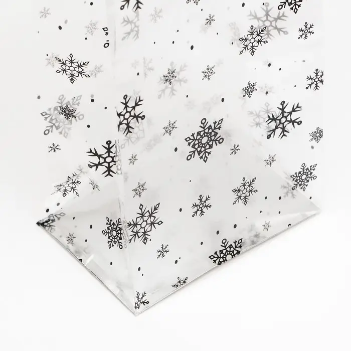 Пакет подарочный новогодний с жёстким дном 11&times;17&times;55 Серебристый &laquo;Снежинки&raquo;
