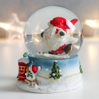 Сувенир полистоун водяной шар "Дед Морозик на лыжах" 7х6,7х8,8х см