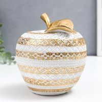 Сувенир полистоун "Белое яблоко с золотыми геометрическими узорами" 13,5х13х13 см Сувенир полистоун "Белое яблоко с золотыми геометрическими узорами" 13,5х13х13 см